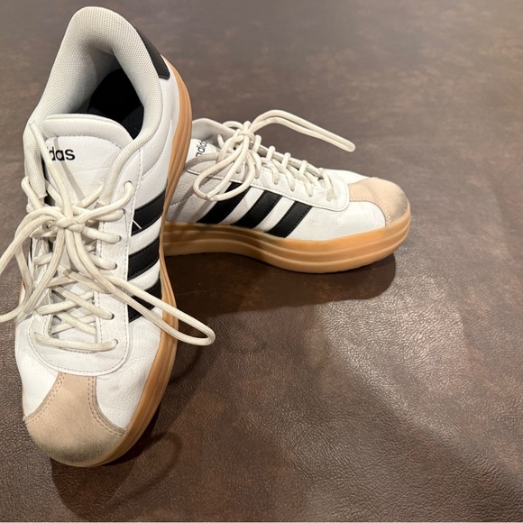 Adidas Gazelle White and Black Sneakers - Picture 5 of 6